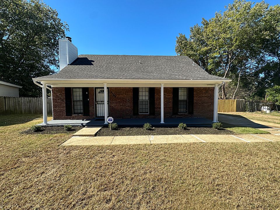 1st image of 4453 Crescent Park Dr