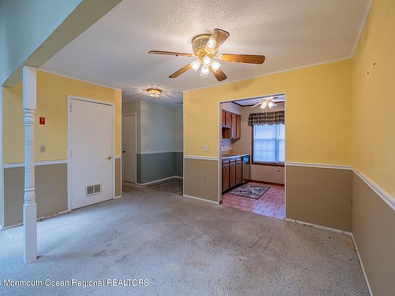 4th image of 111 Oak Hill Drive