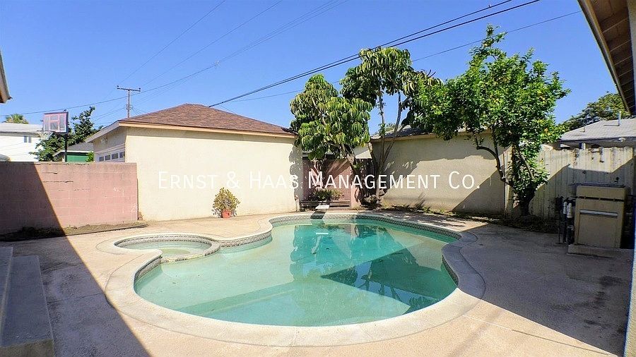 2nd image of 1213 W 136th St