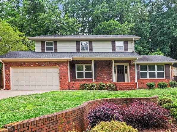 1183 Cumberland Valley Rd, Gainesville, GA 30501