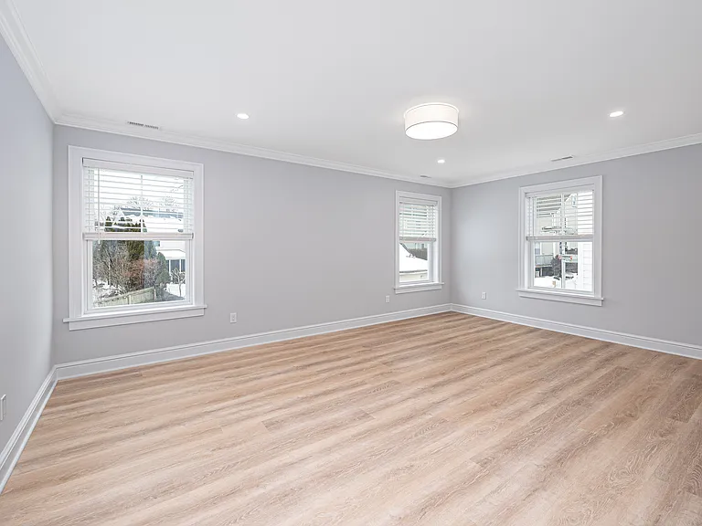 6 Edgewood St — Photo 22