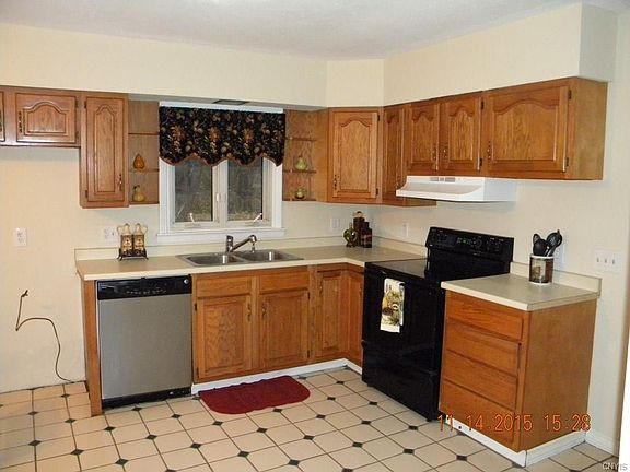 3rd image of 109 Dunning Dr