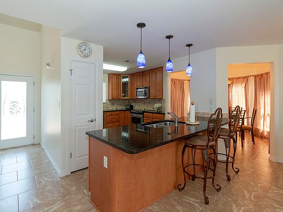 2nd image of 114 Mainsail Dr Unit 26