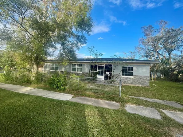 3995 40th St N, Saint Petersburg, FL 33714