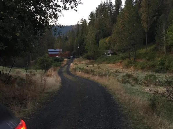 191 Rocky Dr, Lenore, ID 83541