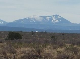 1032 E Plaza Ln, Williams, AZ 86046