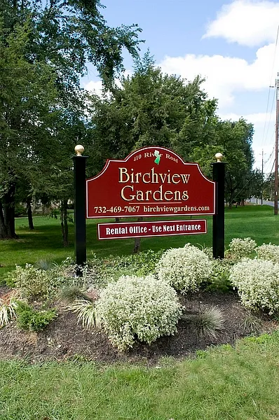 Birchview Gardens