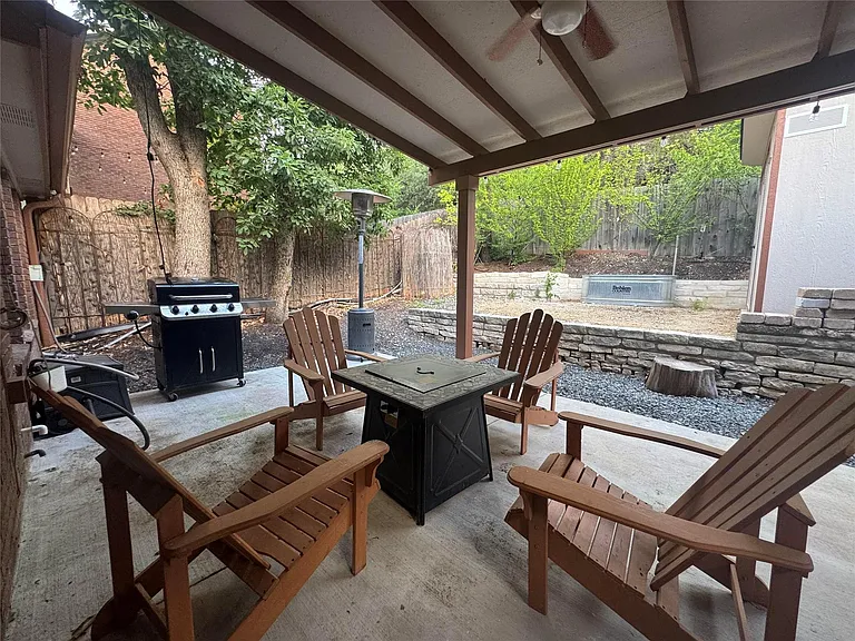 6608 Mesa Hollow Dr — Photo 12