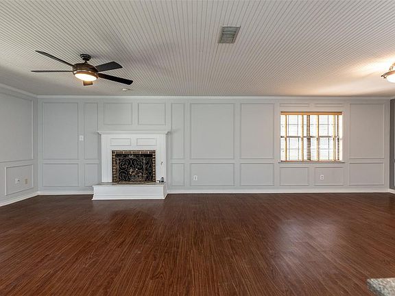 5th image of 2424 Timberlake Dr