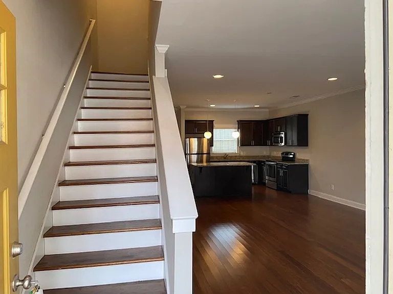 Modern Comfort in the Historic District New 3BR Townhouse with Private Garage Parking — Photo 6