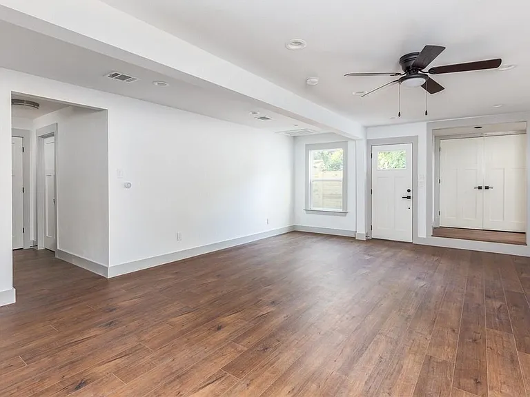 4612 Caswell Ave #A — Photo 12