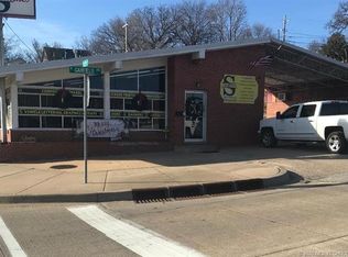 200 N Garfield Ave, Sand Springs, OK 74063