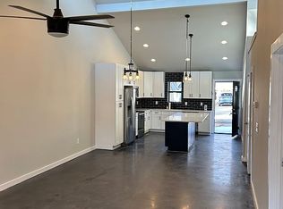 213 Goshen Ln, Woodstock, GA