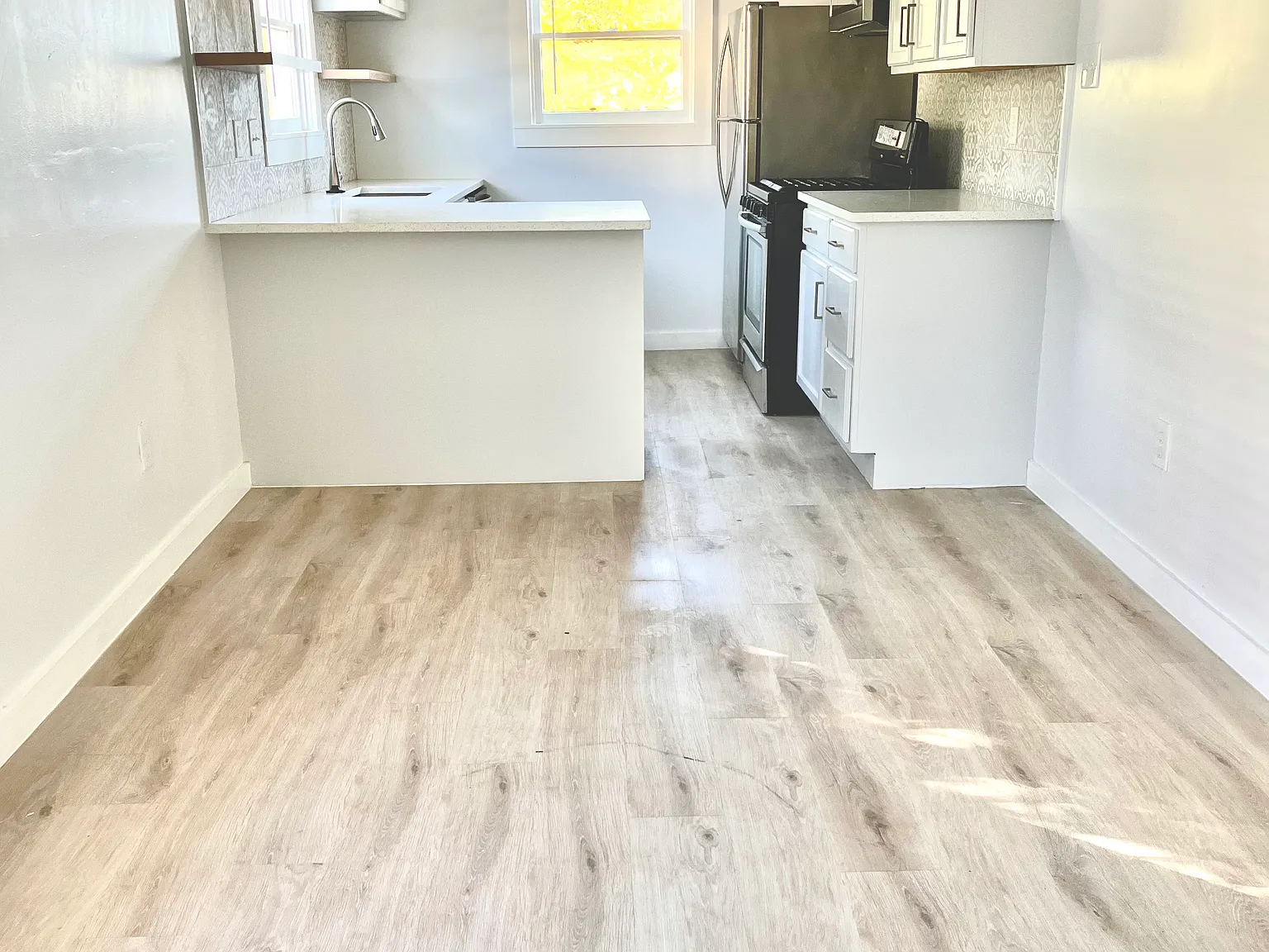 1 bed, 600 sqft, $1,000 — Photo 2