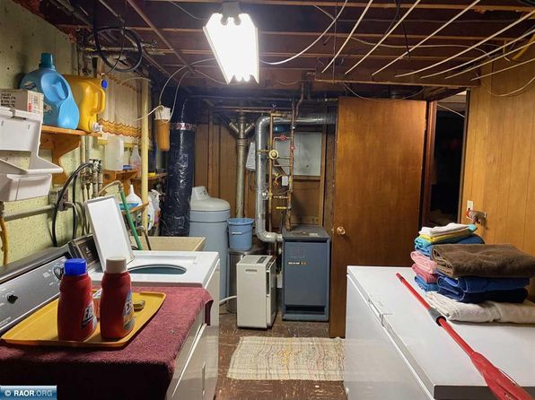 315 Kent Rd, Hoyt Lakes, MN 55750