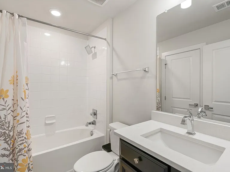 43467 Grandmoore St — Photo 42