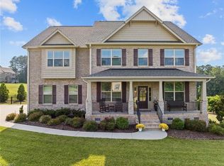 6705 Lunsford Ct, Summerfield, NC 27358