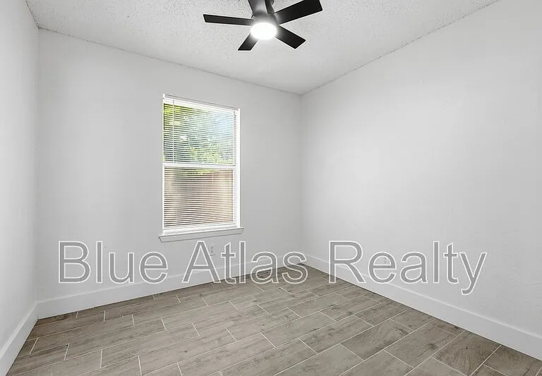 5517 Wellesley Ave — Photo 7