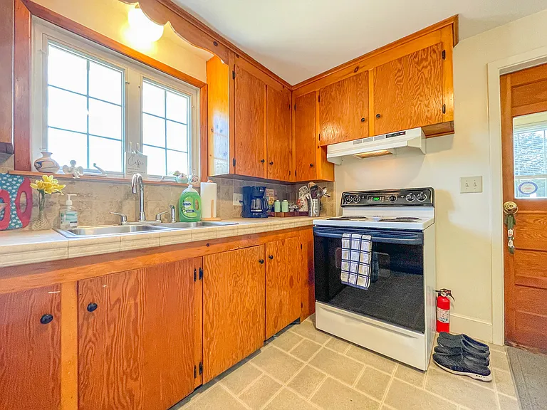 124 Pleasant Hill Rd — Photo 12