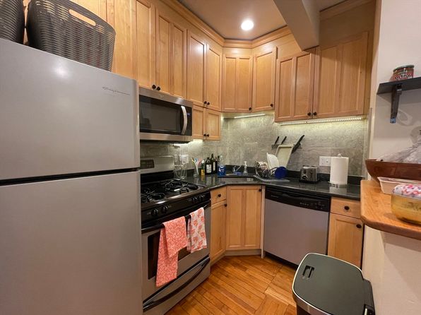 191 Winthrop Rd APT 2