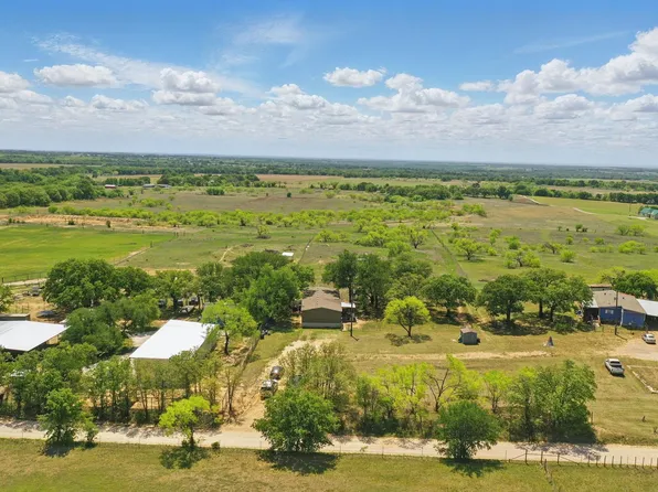 391 County Road 475, De Leon, TX 76444