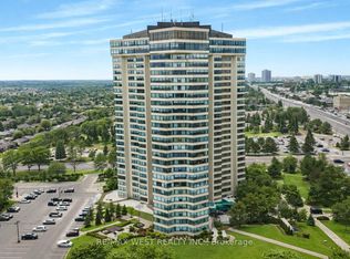 Applewood Landmark, Mississauga, ON L4Y 3Z2