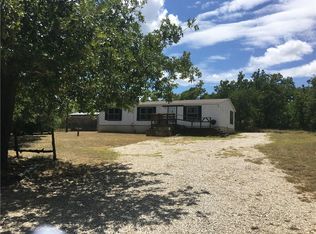 496 E Bradshaw Rd, Springtown, TX 76082