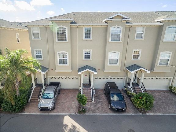 4th image of 10220 Bayou Grande Ave