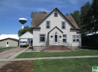 222 W Broadway St, Paullina, IA 51046