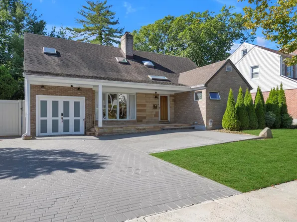 219-44 Peck Avenue image 32 of 32