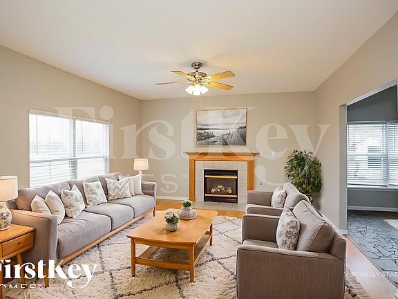 4th image of 13947 Royalwood Dr
