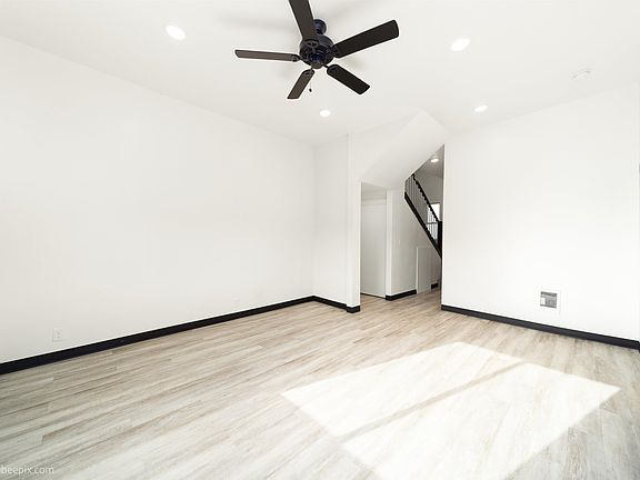 4th image of 437 S Warren Ave