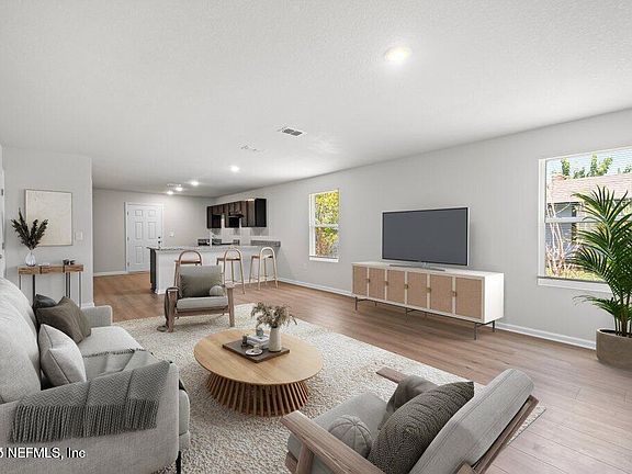 3rd image of 7920 HAMMOND Boulevard