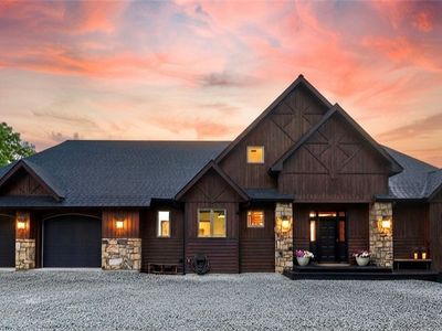 211 Oz Road, Beech Mountain, NC, 28604