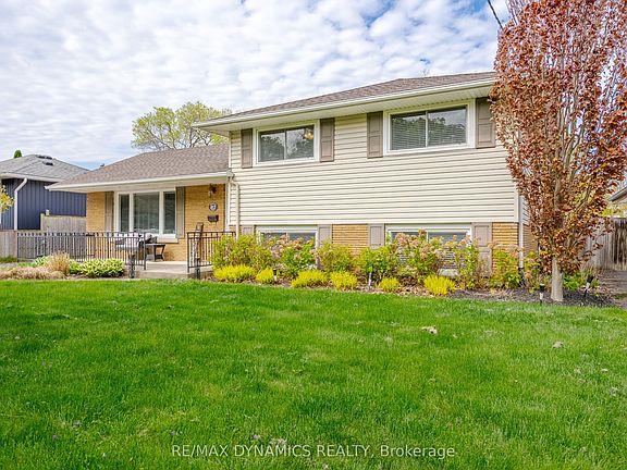 4th image of 87 Rochelle Dr