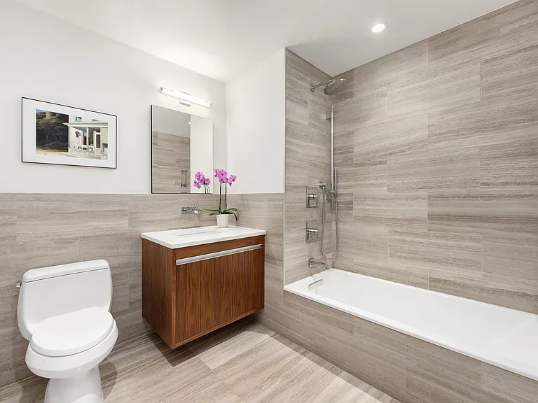 337 E 62nd St #2B — Photo 10