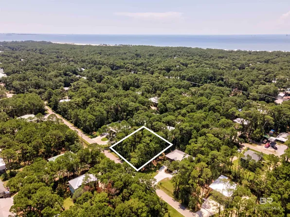 409 Conde Ave #4, Dauphin Island, AL 36528