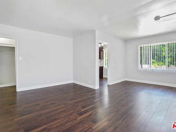 5th image of 1661 N Bronson Ave #15