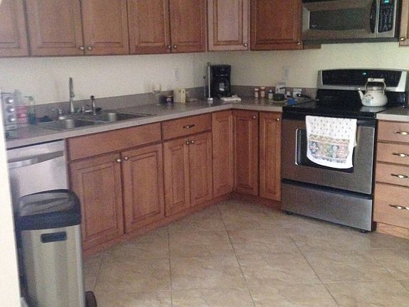 Arched doorway into kitchen