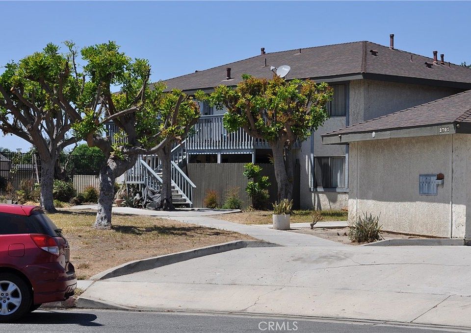 1st image of 3701 W Savanna St