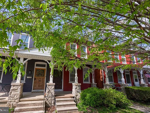 4th image of 213 E Ross St