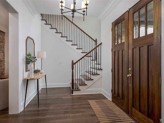 5th image of 5920 Carleton Park Cir