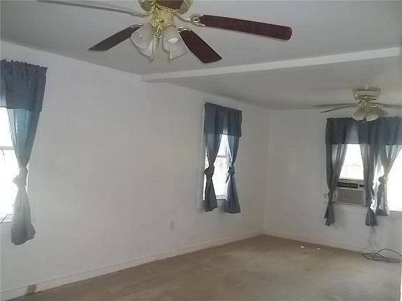 5th image of 3107 Warren Ave