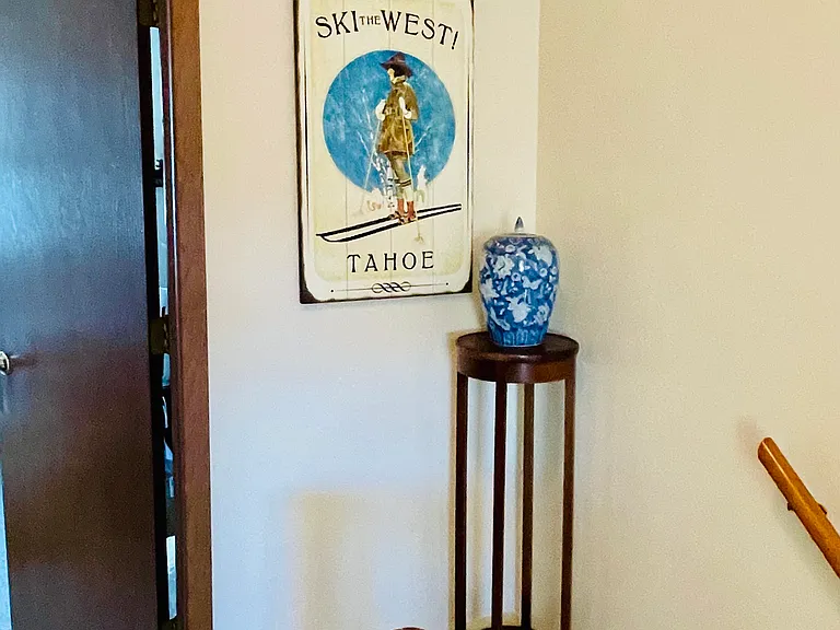 9 Granada Ct #18 — Photo 7