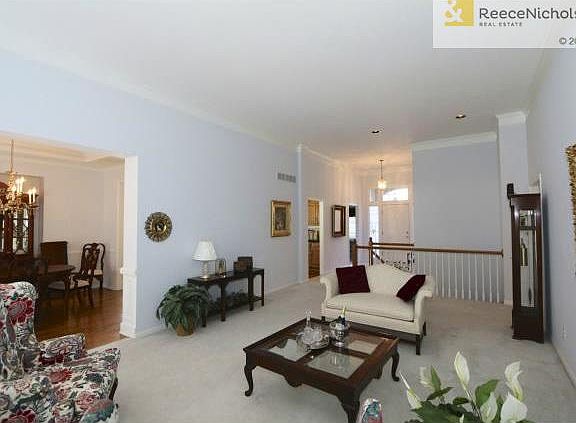 5th image of 8925 W 142nd Ct