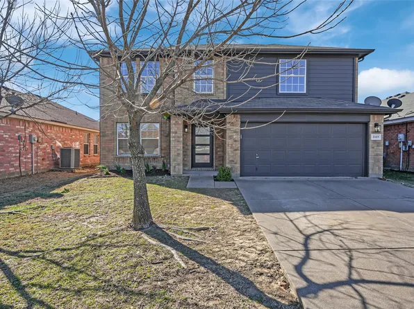 2115 Rockwall Dr, Grand Prairie, TX 75052