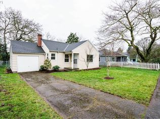 9272 SE Alder St, Portland, OR 97216