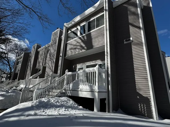 255 North Rd, Chelmsford, MA