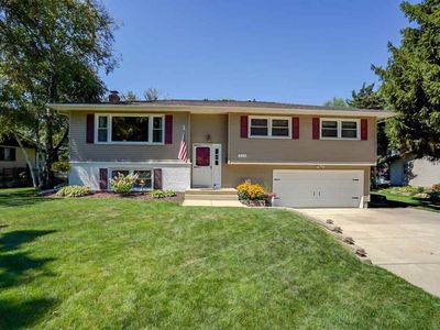 313 Sterling Dr, Oregon, WI, 53575