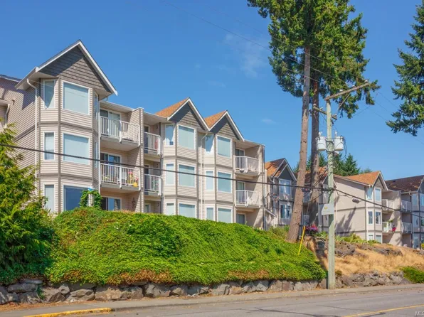 9916 Daniel St #106, North Cowichan, BC V0R 1K1